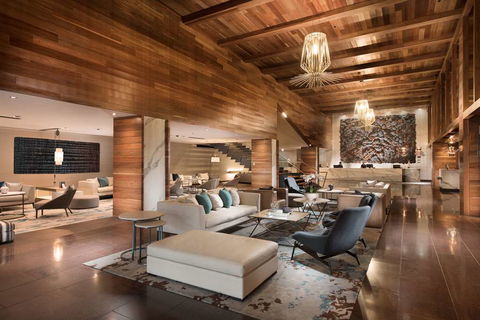 Pan Pacific Melbourne - Accommodation Yamba 2