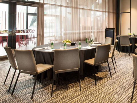 Pan Pacific Melbourne - Accommodation Yamba 9