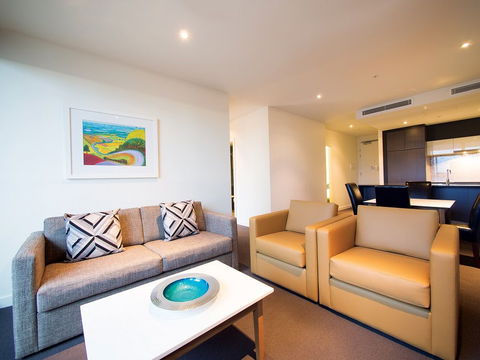 WRAP On Southbank - Accommodation Yamba 5