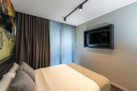 Kennigo Hotel Brisbane - Accommodation Yamba 9