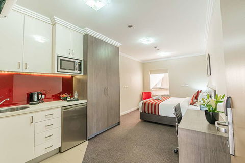 Best Western Plus Camperdown Suites - Accommodation Yamba 17