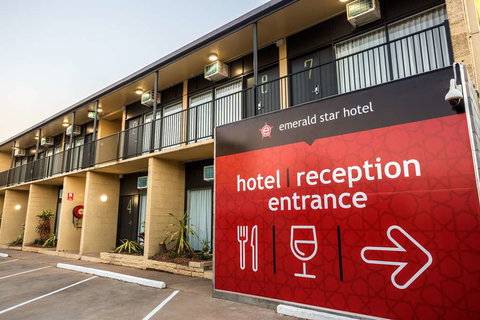 Emerald Star, a Nightcap Hotel - Accommodation Yamba 0