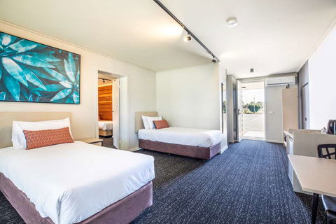 Nightcap At Gateway Hotel - Accommodation Yamba 2