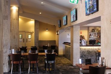 Newman Hotel - Accommodation Yamba 2