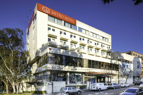 Metro Hotel Miranda - Accommodation Yamba 1