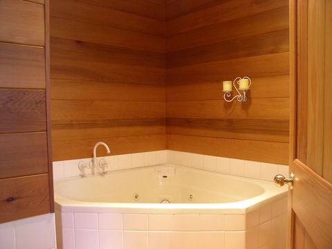 Kemeys Mountain Hideaway - Accommodation Yamba 2