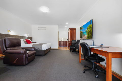 The Georgian Motor Lodge - Accommodation Yamba 2