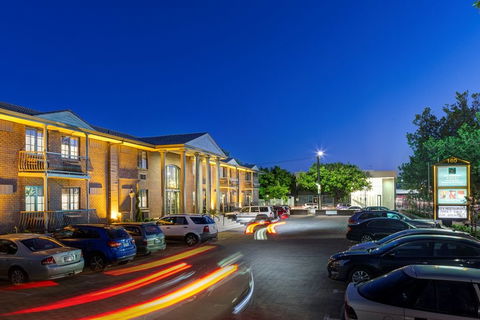 Adelaide Inn - Accommodation Yamba 0