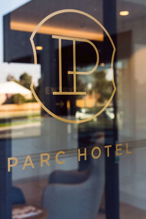 Parc Hotel - Accommodation Yamba 0