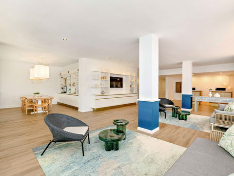 Mercure Cairns - Accommodation Yamba 0