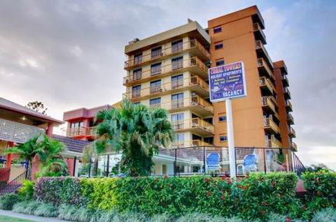 Coral Towers Holiday Apartments - Accommodation Yamba 0