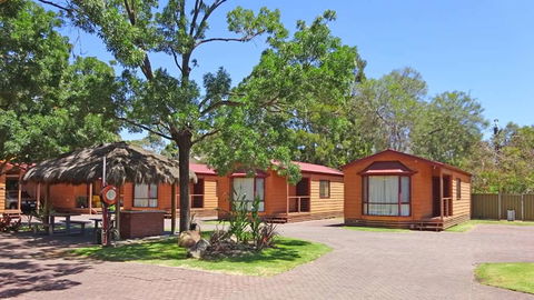 Adelaide Caravan Park - Accommodation Yamba 0