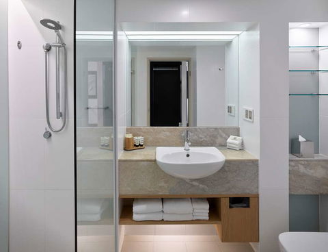 RACV Royal Pines Resort - Accommodation Yamba 2