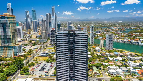 Arise Ruby Gold Coast - Accommodation Yamba 1