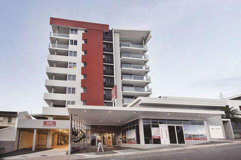 Curtis Central Apartments - Accommodation Yamba 0