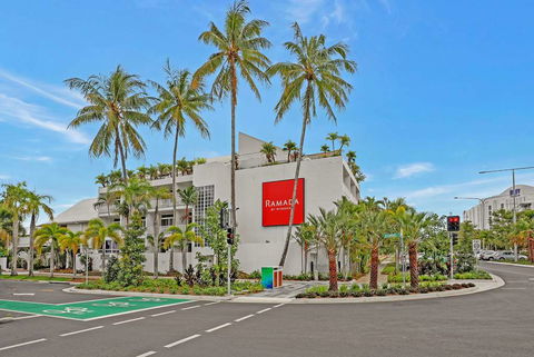 Ramada By Wyndham Cairns City Centre - Accommodation Yamba 0