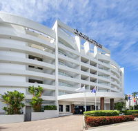 DoubleTree by Hilton Cairns - Accommodation Yamba