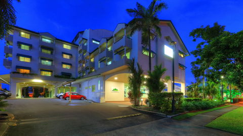 Cairns Sheridan Hotel - Accommodation Yamba 0