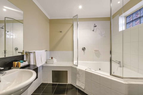 Lake Inn Ballarat - Accommodation Yamba 16