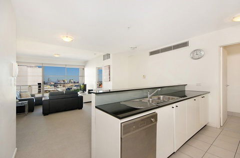 Astra Apartments Sydney CBD - Accommodation Yamba 7