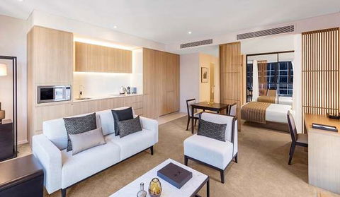 Skye Hotel Suites - Accommodation Yamba 2