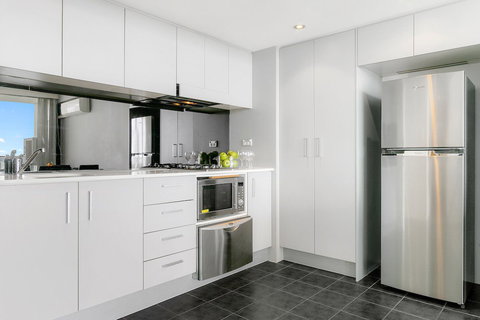 Astra Apartments Parramatta - Accommodation Yamba 4