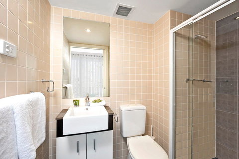 Astra Apartments Parramatta - Accommodation Yamba 5