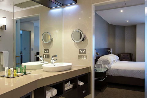 Hilton Darwin - Accommodation Yamba 6