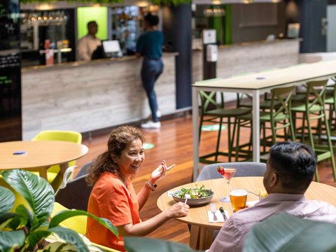 Novotel Darwin Atrium - Accommodation Yamba 13