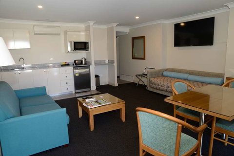 Bathurst Heritage Motor Inn - Accommodation Yamba 2