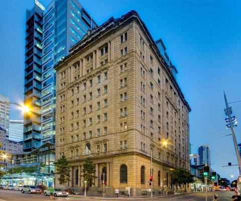 MacArthur Chambers - Accommodation Yamba 0