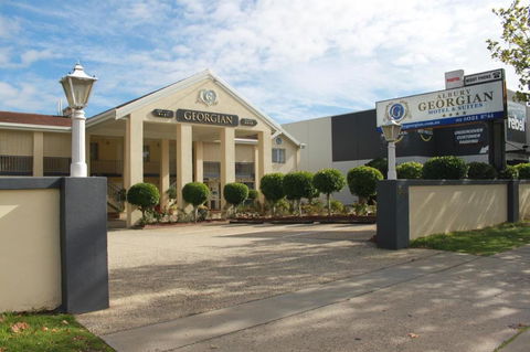Albury Georgian - Accommodation Yamba 0