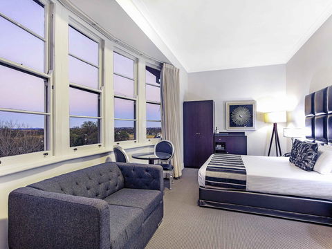 Mercure Monte Pio Hotel & Conference Ctr - Accommodation Yamba 1