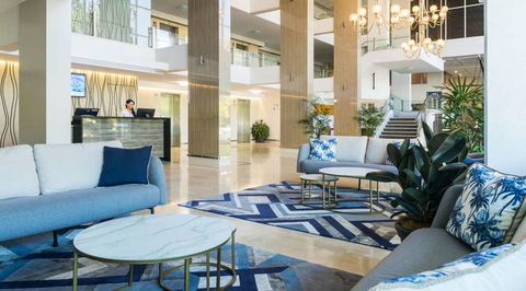 Pacific Hotel Cairns - Accommodation Yamba 2