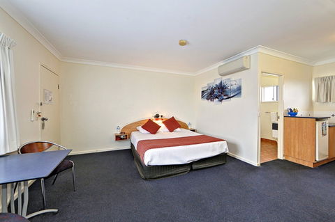 Boulevard Lodge - Accommodation Yamba 0