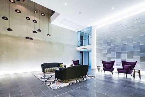 Avenue Hotel Canberra - Accommodation Yamba 1