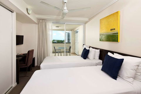 Cairns Central Plaza Apartment - Accommodation Yamba 2