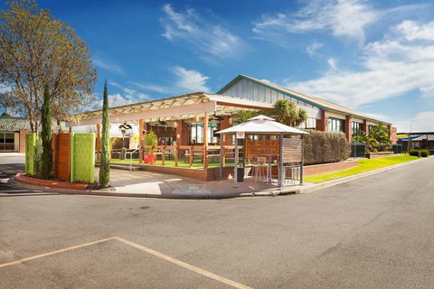 All Seasons Bendigo - Accommodation Yamba 2