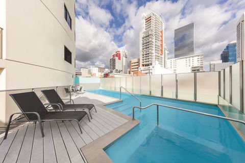 Adina Apartment Hotel Barrack Plaza - Accommodation Yamba 13