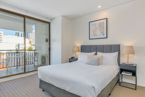 All Suites Perth - Accommodation Yamba 11