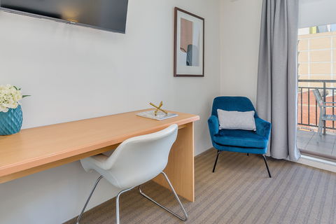 All Suites Perth - Accommodation Yamba 13