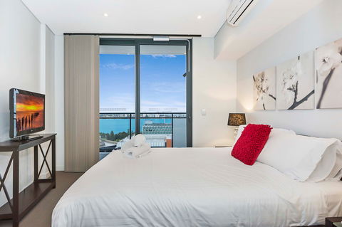 Astra Apartments Perth - Accommodation Yamba 12