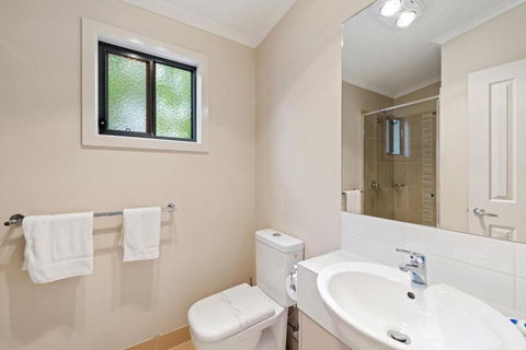 Discovery Parks Lake Hume - Accommodation Yamba 3