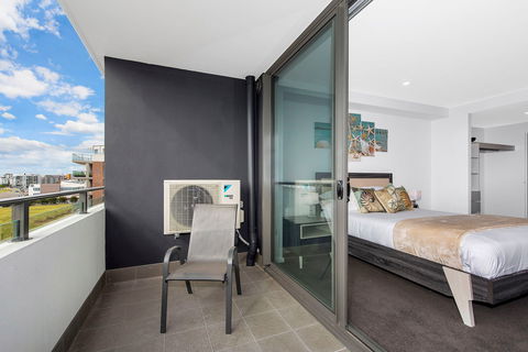 Astra Apartments Newcastle - Accommodation Yamba 9