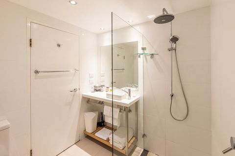 The Executive Inn Newcastle - Accommodation Yamba 5