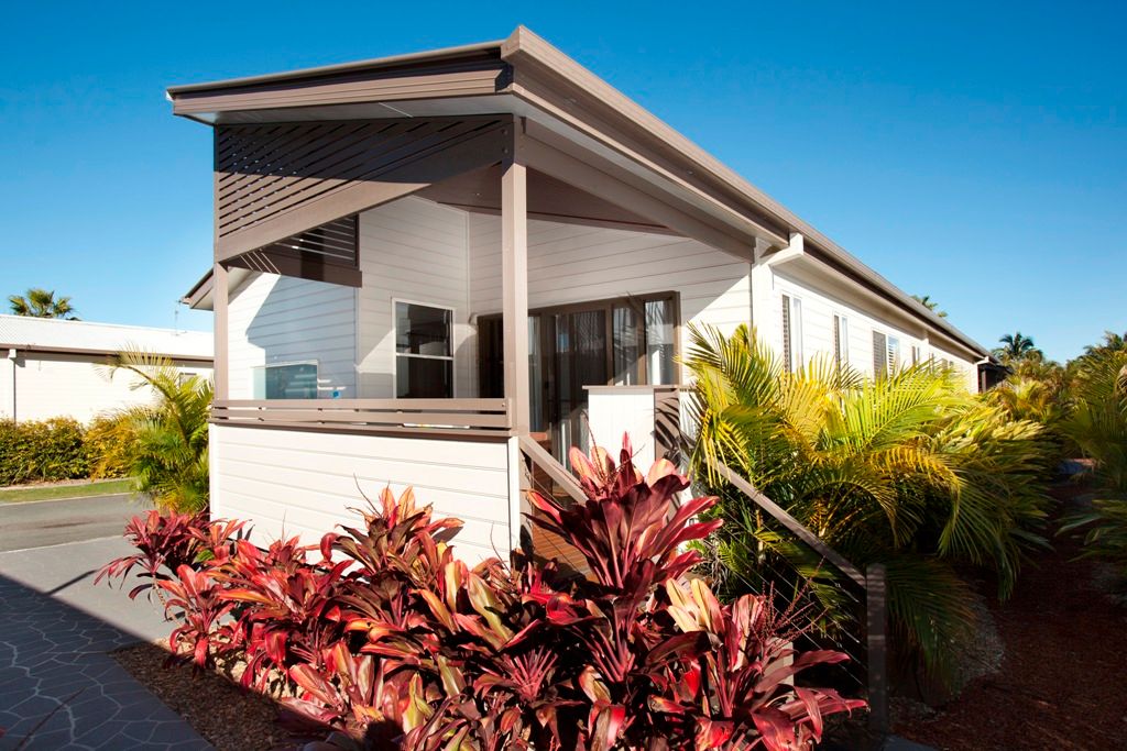 Biggera Waters QLD Accommodation Yamba