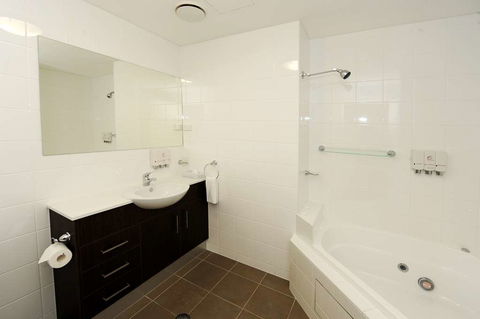 Gladstone City Central - Accommodation Yamba 1
