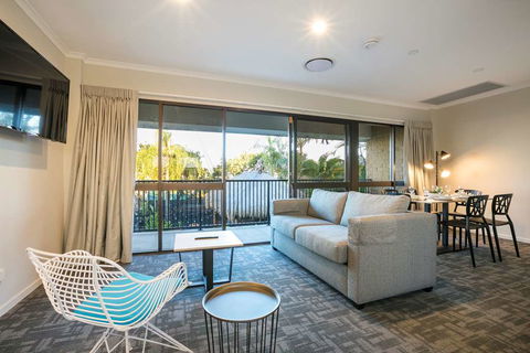 Kawana Waters Hotel By NightCap - Accommodation Yamba 5