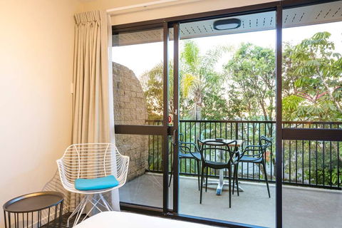 Kawana Waters Hotel By NightCap - Accommodation Yamba 6