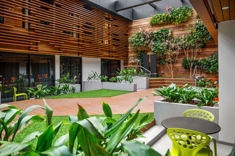 Jasper Hotel - Accommodation Yamba 1